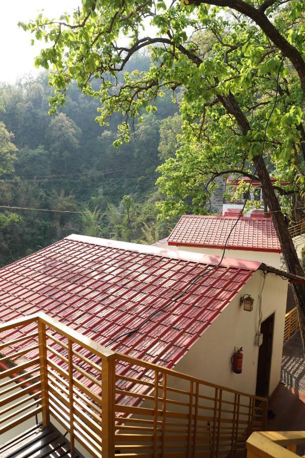 Suryoday Resort Lansdowne Bagian luar foto